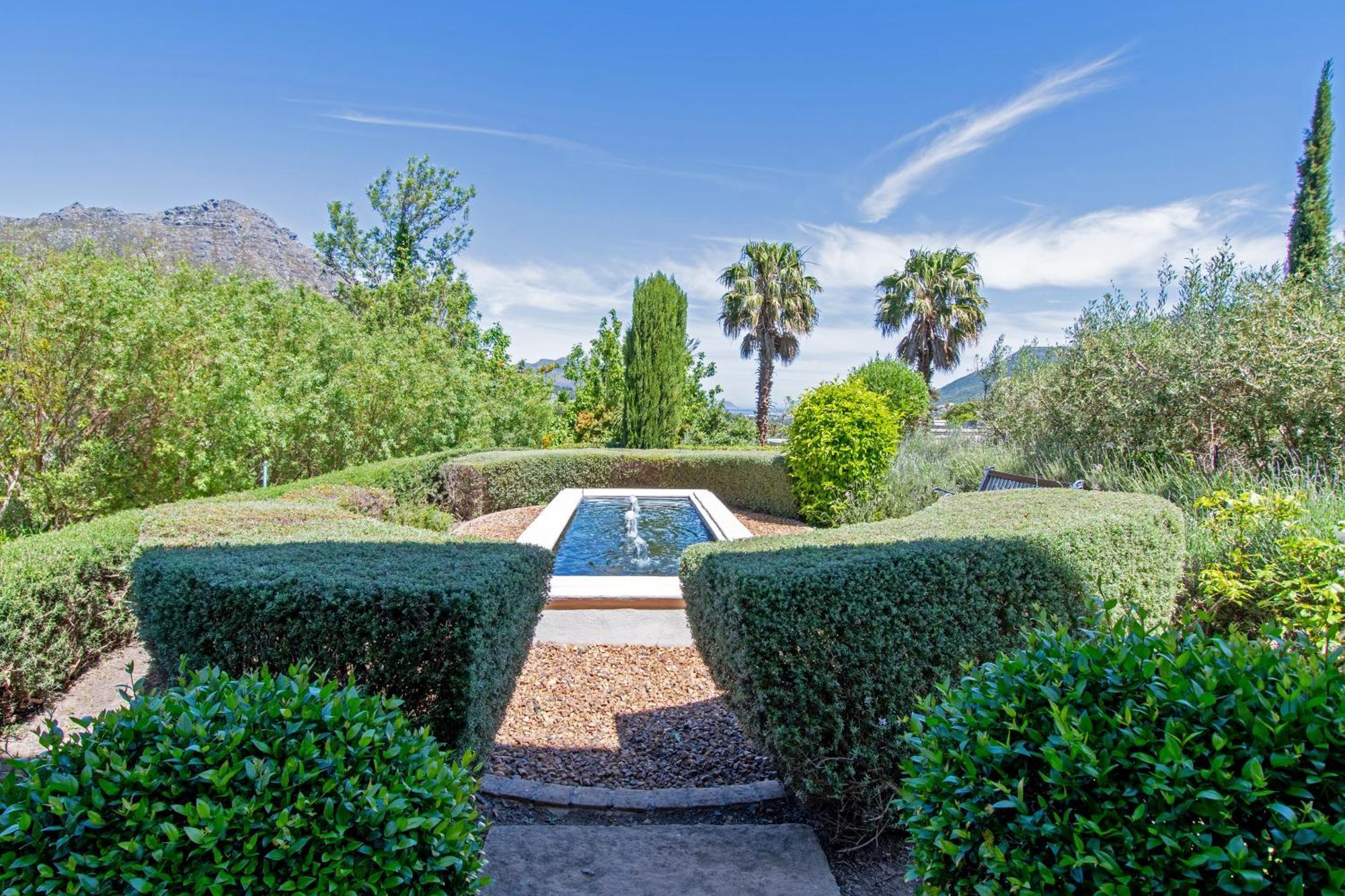 Chateau Neuf Du Cap Hout Bay Bagian luar foto