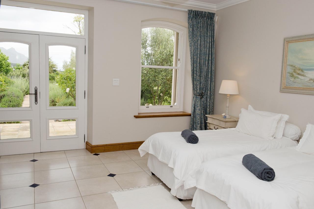 Chateau Neuf Du Cap Hout Bay Bagian luar foto