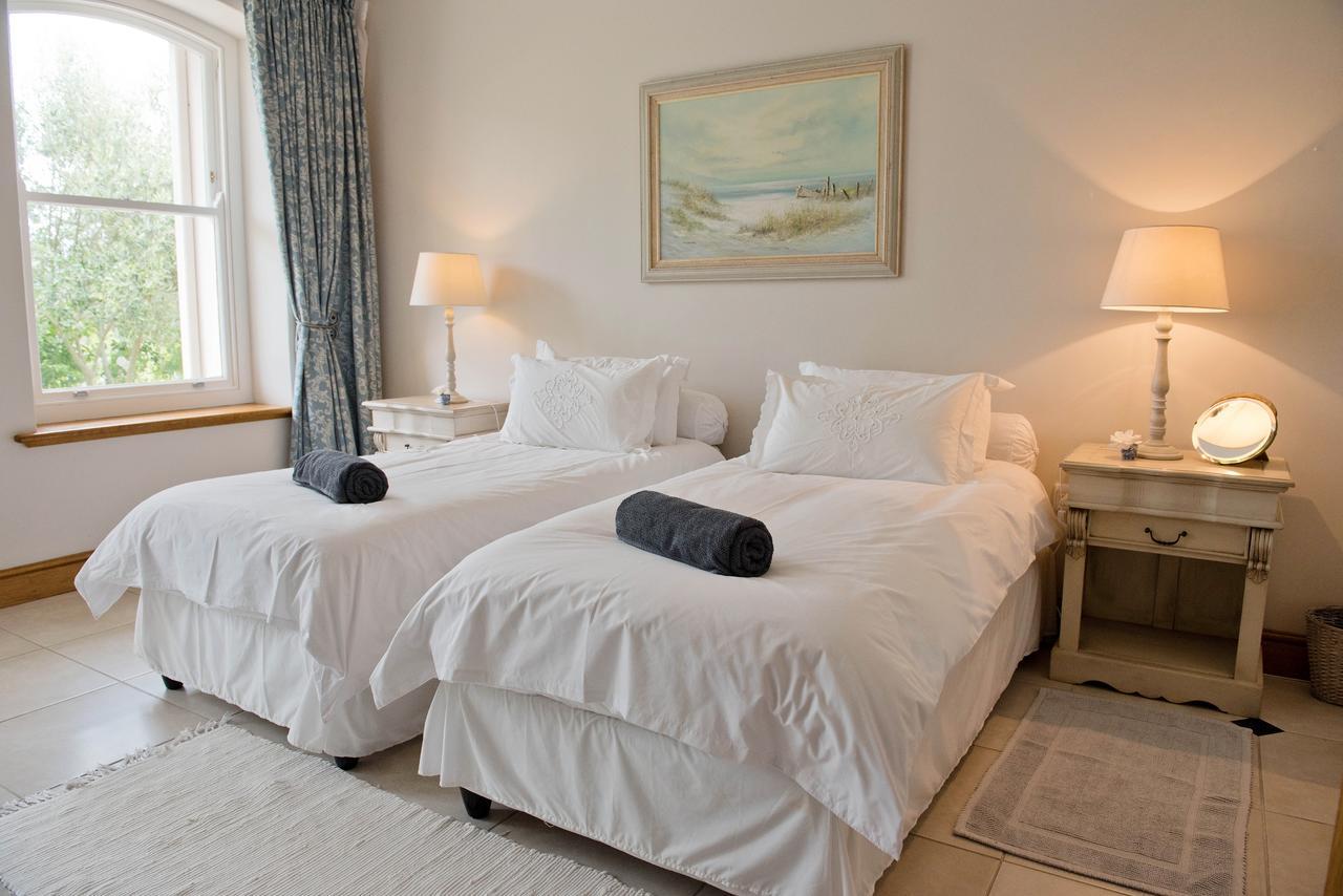 Chateau Neuf Du Cap Hout Bay Bagian luar foto